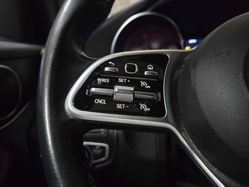 Used 2022 Mercedes-Benz GLC 300 4MATIC image 31