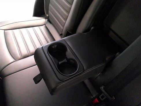 Used 2018 Ford Edge SEL w/ Equipment Group 201A image 34