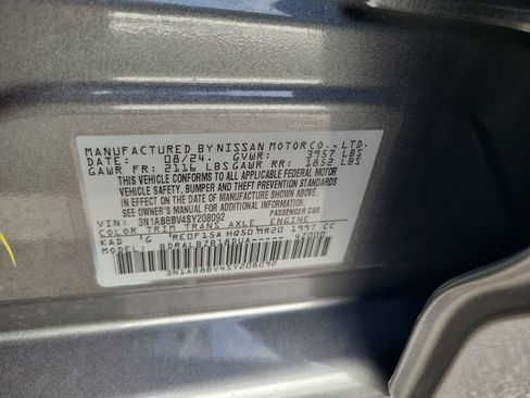 Used 2025 Nissan Sentra S FWD image 28