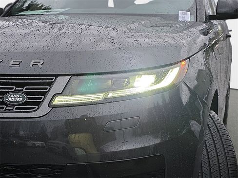 New 2026 Land Rover Range Rover Sport SE image 33