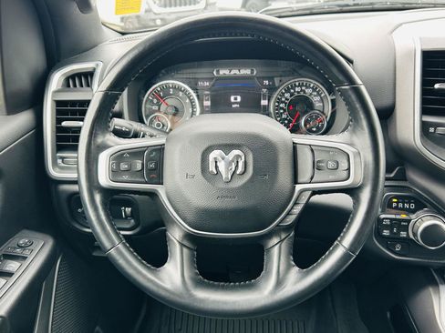 Used 2022 RAM 1500 Big Horn AWD/4WD image 13