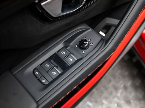 Used 2024 Lamborghini Urus Performante image 25