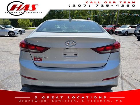 Used 2018 Hyundai Elantra SEL FWD image 2