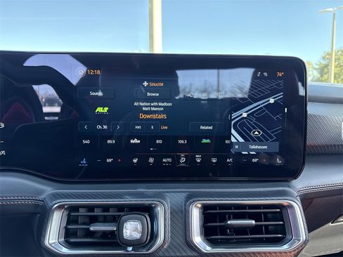 Used 2025 Ford Mustang Premium image 22