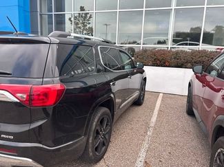 Used 2017 GMC Acadia Denali w/ Technology Package AWD/4WD video 3