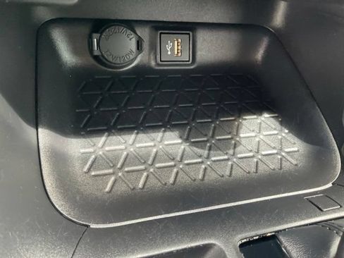 Used 2024 Toyota RAV4 LE FWD image 20