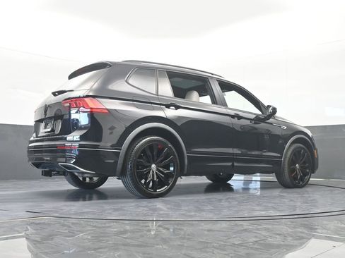 Used 2020 Volkswagen Tiguan SE R-Line image 67