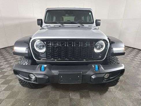 Used 2024 Jeep Wrangler Unlimited AWD/4WD image 7