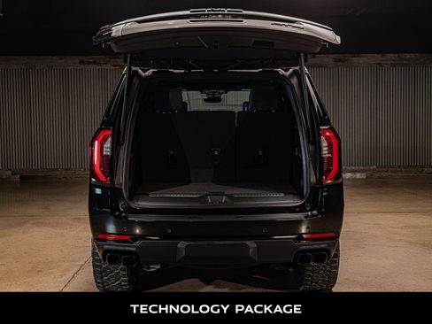 Used 2026 GMC Yukon AT4 Ultimate AWD/4WD image 8