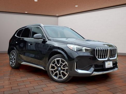 Used 2025 BMW X1 xDrive28i w/ Convenience Package AWD/4WD image 3