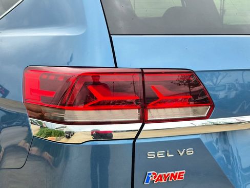 Used 2021 Volkswagen Atlas SEL FWD image 11