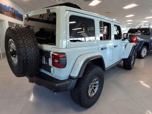 Used 2024 Jeep Wrangler Unlimited Rubicon 392 AWD/4WD image 8
