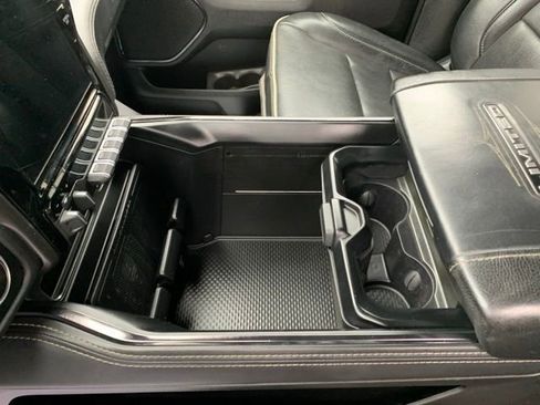 Used 2022 RAM 1500 Limited w/ Body Color Bumper Group image 10