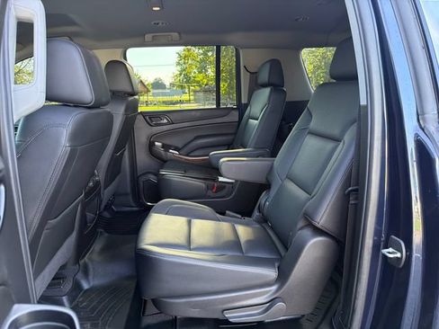 Used 2020 Chevrolet Suburban Premier w/ Max Trailering Package AWD/4WD image 13
