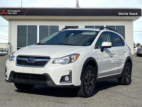 Used 2017 Subaru Crosstrek 2.0i Premium image 1