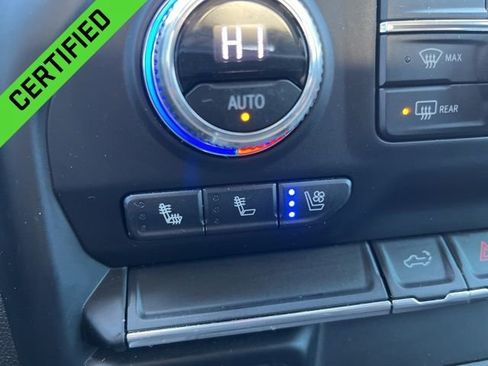 Used 2022 GMC Sierra 1500 SLT w/ SLT Premium Package image 25