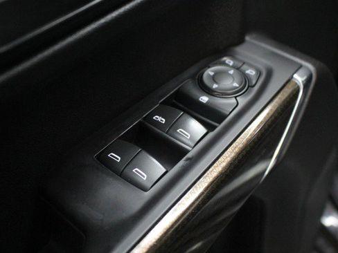 Used 2021 Chevrolet Silverado 1500 LT w/ Texas Edition Plus image 18