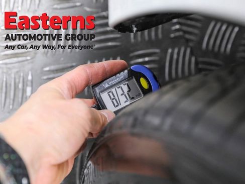 Used 2018 Tesla Model 3 Long Range image 23