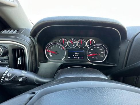 Used 2020 Chevrolet Silverado 1500 LT Trail Boss AWD/4WD image 18