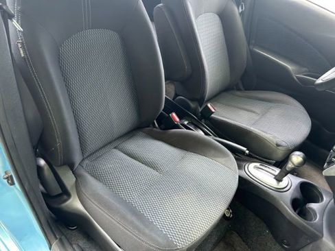 Used 2015 Nissan Versa Note FWD image 25