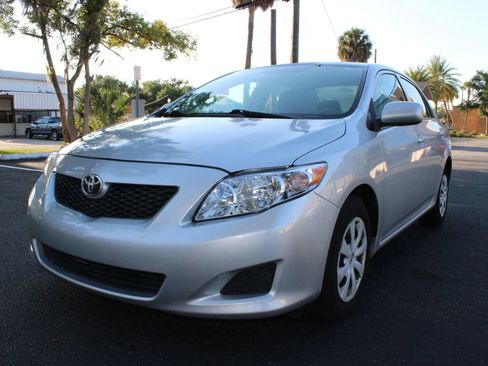Used 2009 Toyota Corolla LE FWD image 19