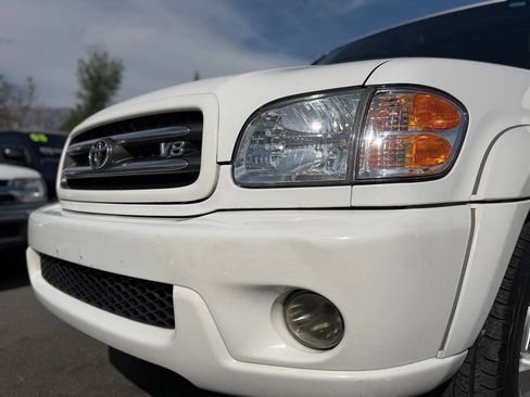 Used 2002 Toyota Sequoia Limited AWD/4WD image 16