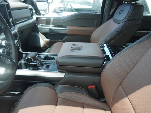 Used 2025 Ford F150 King Ranch w/ FX4 Off-Road Package AWD/4WD image 8