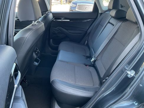 Used 2025 Kia Seltos S image 15