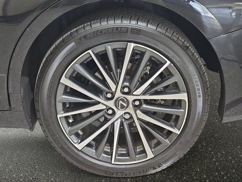 Used 2023 Lexus ES 250 w/ Premium Package AWD/4WD image 31