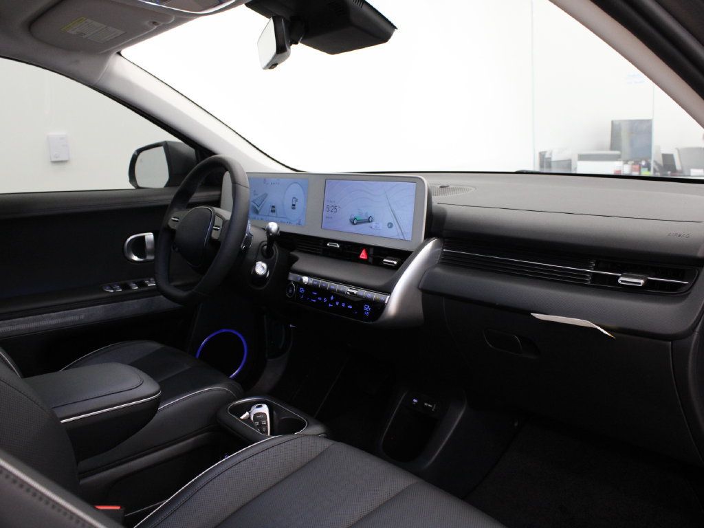 Used 2023 Hyundai Ioniq 5 SEL w/ Cargo Package AWD/4WD image 17