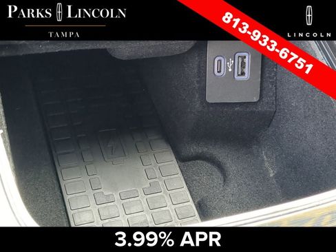 Certified 2022 Lincoln Nautilus Reserve w/ Luxury Package FWD image 23