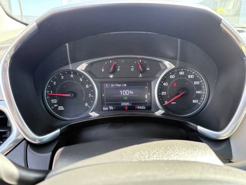 Used 2022 Chevrolet Equinox LT FWD image 19