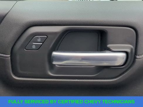 Used 2022 Chevrolet Silverado 1500 LT w/ Z71 Off-Road Package image 47