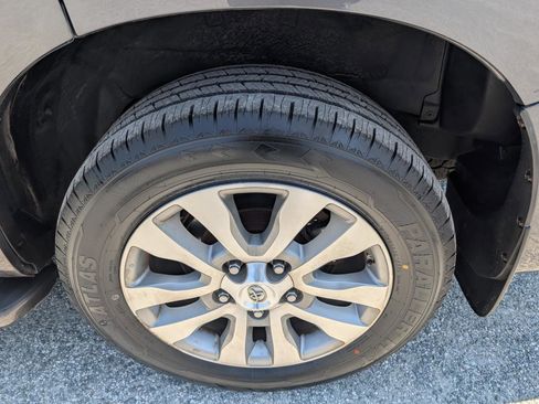 Used 2013 Toyota Sequoia Limited RWD image 10