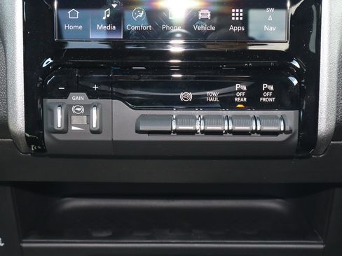 New 2025 RAM 2500 Tradesman image 20