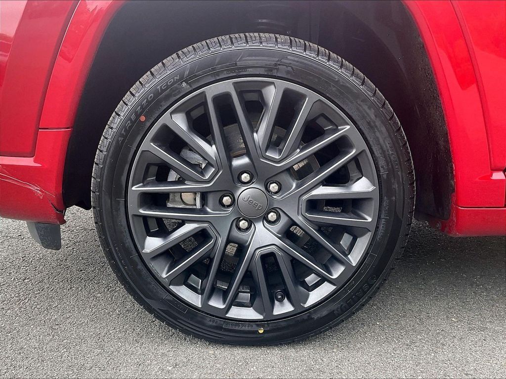 Used 2023 Jeep Compass Limited AWD/4WD image 22