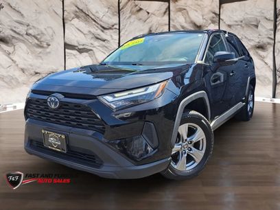 Used 2022 Toyota RAV4 XLE w/ XLE Grade Weather Package