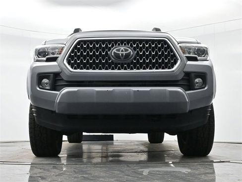 Used 2019 Toyota Tacoma TRD Off-Road image 23