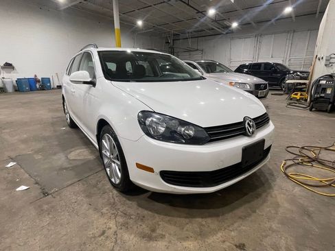 Used 2012 Volkswagen Jetta SE FWD image 2