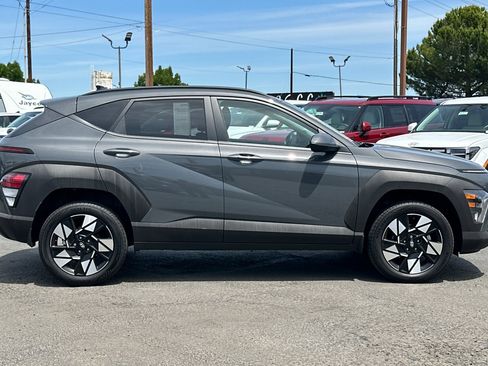 Certified 2025 Hyundai Kona SEL AWD/4WD image 3
