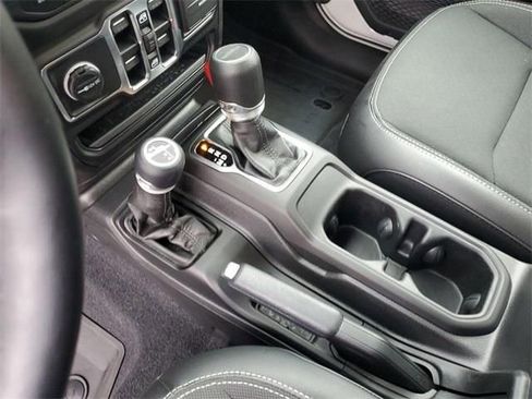 New 2023 Jeep Gladiator Sport image 20