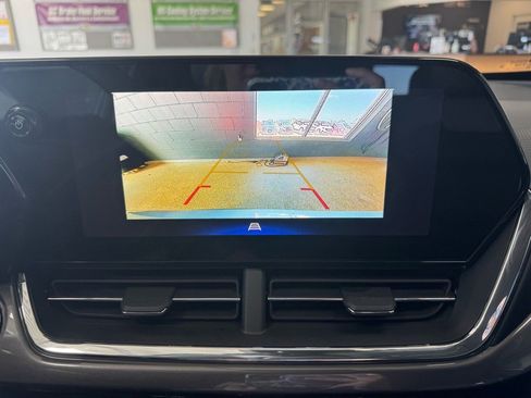 Used 2025 Chevrolet Trax ACTIV w/ Driver Confidence Package image 25