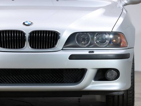 Used 2003 BMW M5 image 14