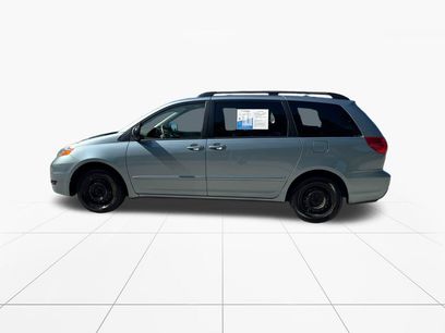 Used 2010 Toyota Sienna LE