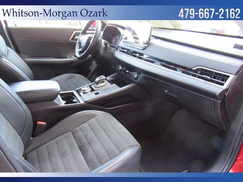 Used 2024 Mitsubishi Outlander SE image 28