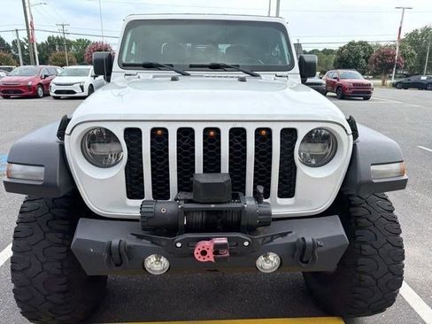 Used 2020 Jeep Gladiator Sport w/ Quick Order Package 24S AWD/4WD image 2