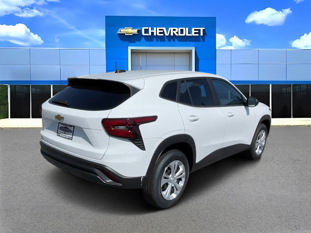 New 2026 Chevrolet Trax LS w/ Driver Confidence Package FWD image 4
