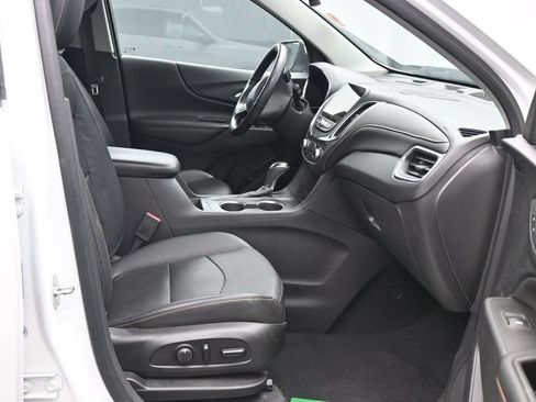 Used 2021 Chevrolet Equinox Premier FWD image 10