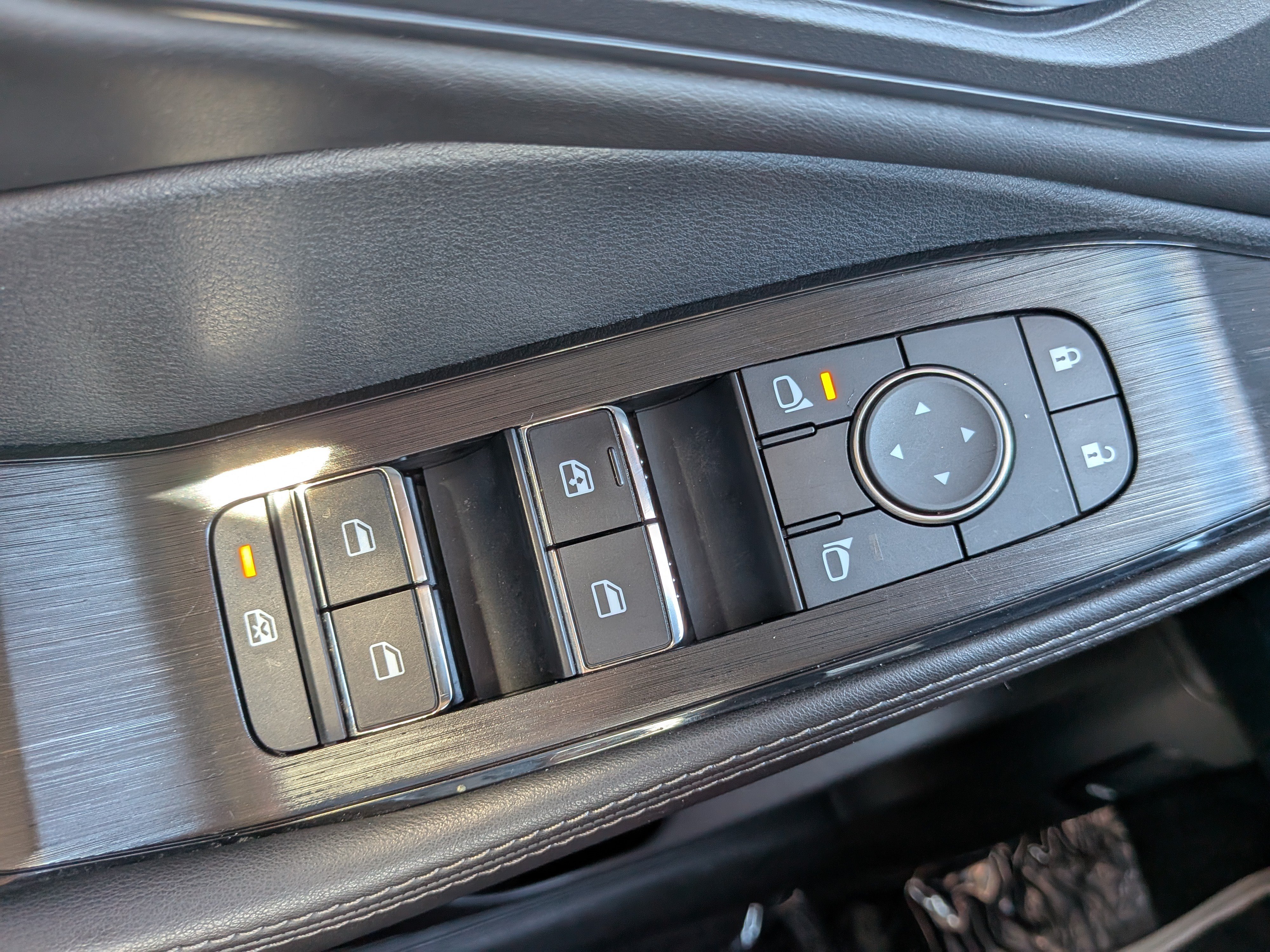 Used 2023 Nissan Rogue SL w/ SL Premium Package AWD/4WD image 27