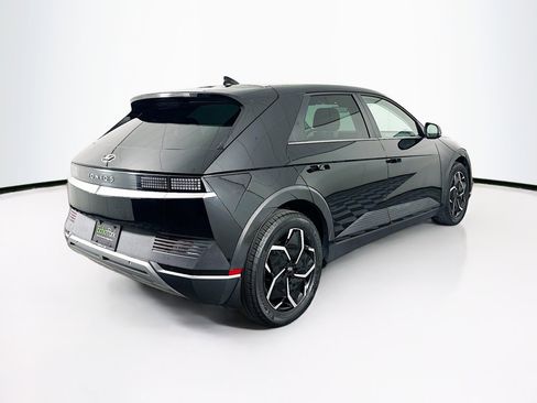 Used 2024 Hyundai Ioniq 5 SEL image 9